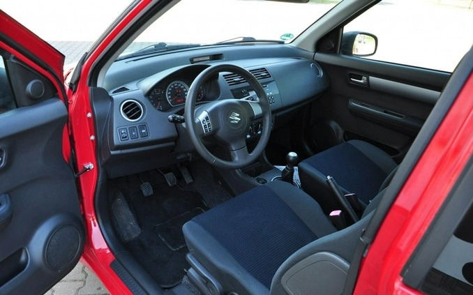 Suzuki Swift cena 15900 przebieg: 175000, rok produkcji 2008 z Ogrodzieniec małe 631